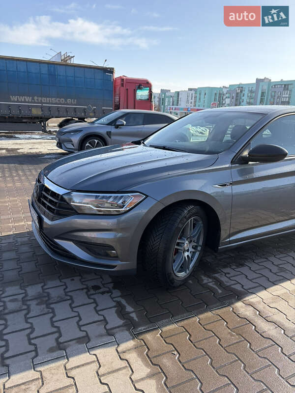 Volkswagen Jetta 2019