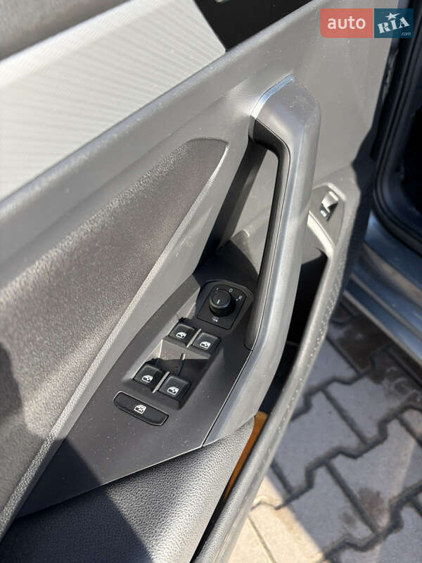 Volkswagen Jetta 2019