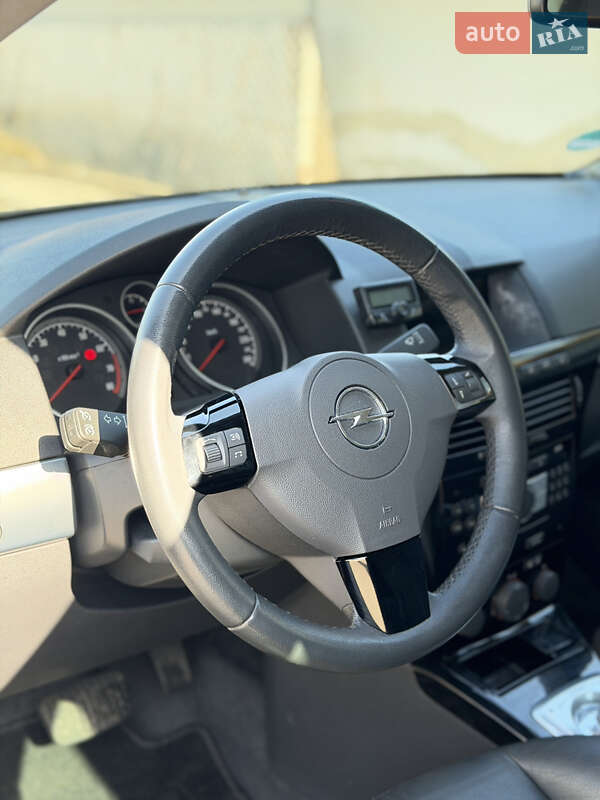Opel Astra 2009
