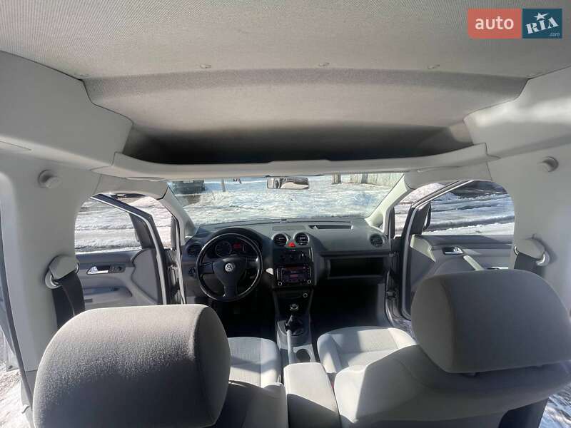 Volkswagen Caddy 2009