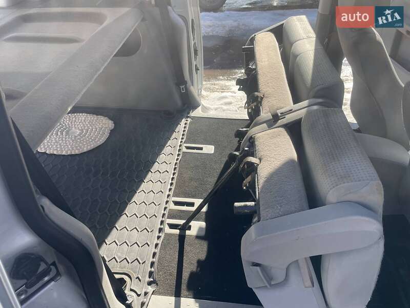 Volkswagen Caddy 2009