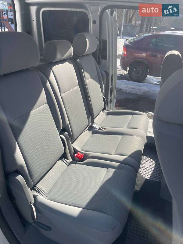 Volkswagen Caddy 2009