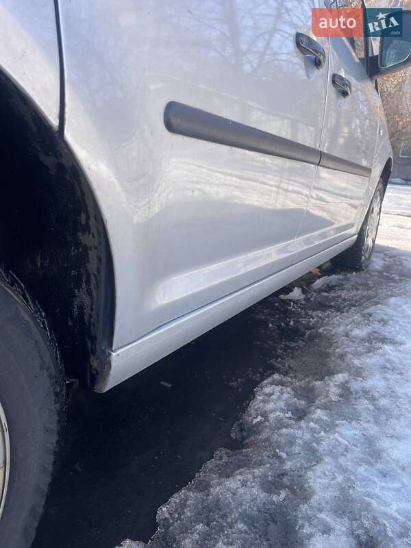 Volkswagen Caddy 2009