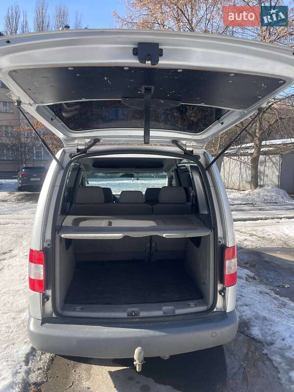 Volkswagen Caddy 2009