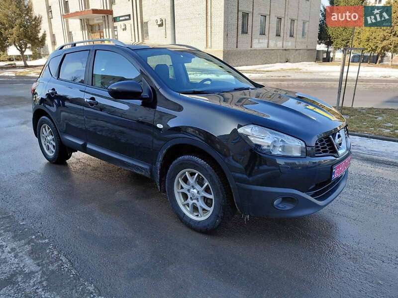 Nissan-12