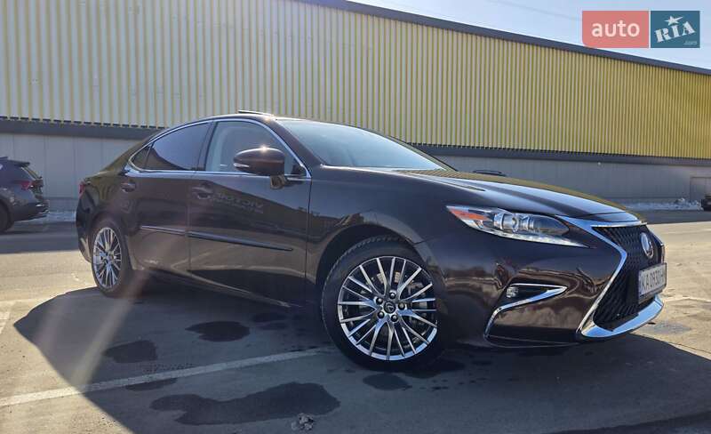 Lexus-25