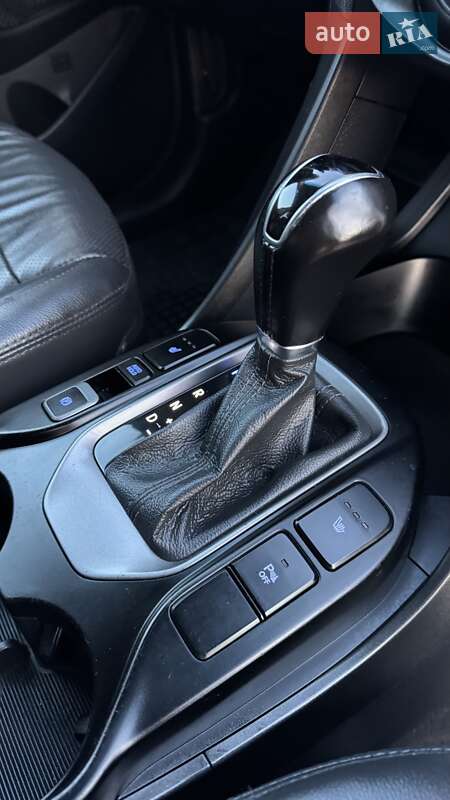 Hyundai Santa FE 2015