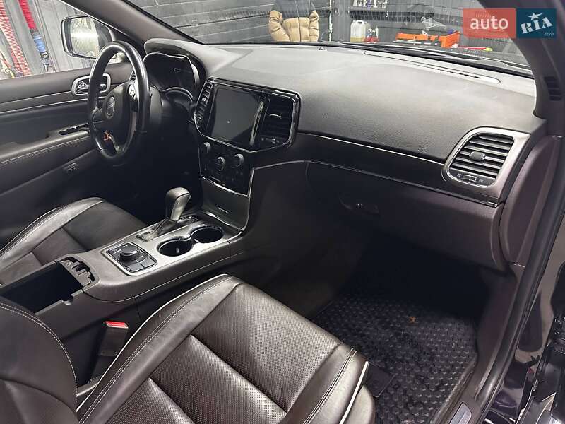 Jeep Grand Cherokee 2021