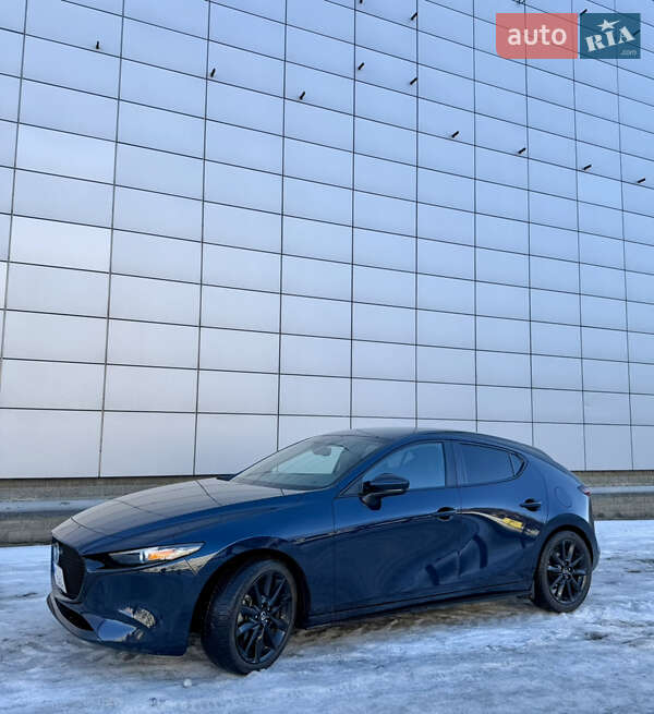 Mazda 3 2019