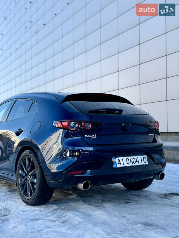 Mazda 3 2019