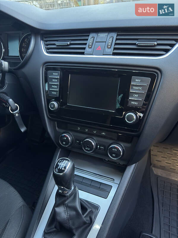 Skoda-101