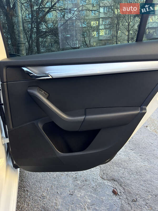 Skoda-1