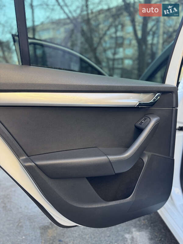 Skoda-0