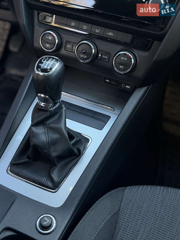 Skoda-53