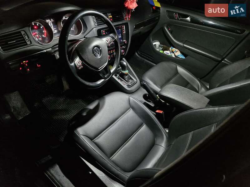 Volkswagen Jetta 2016