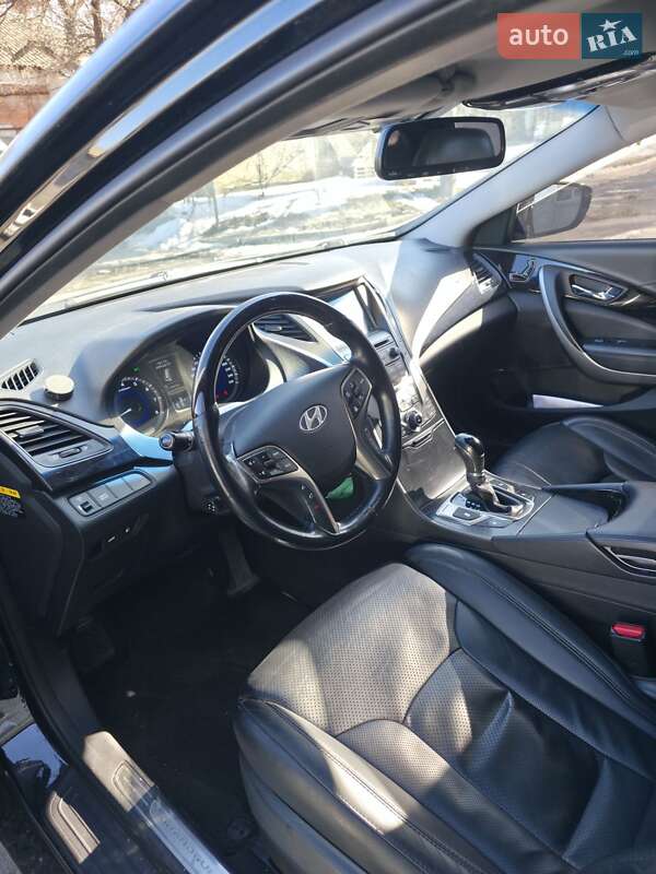 Hyundai Grandeur 2013