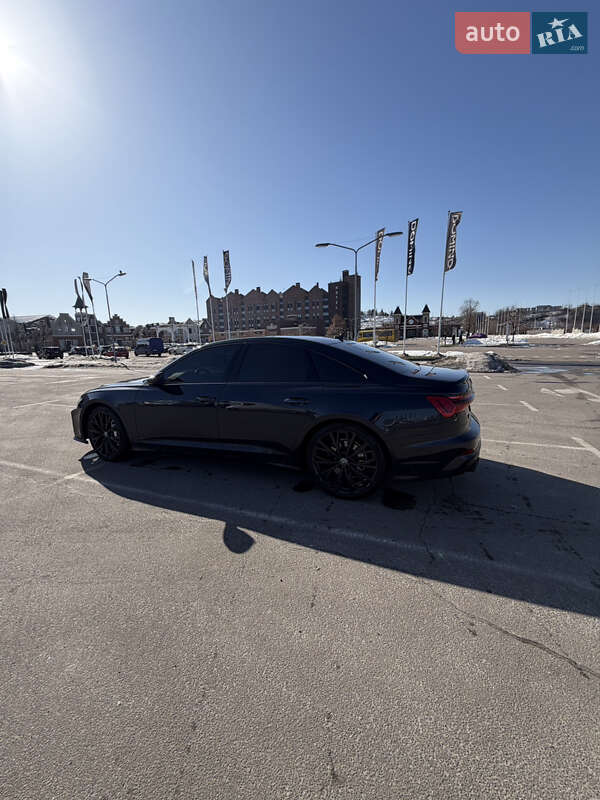 Audi-6