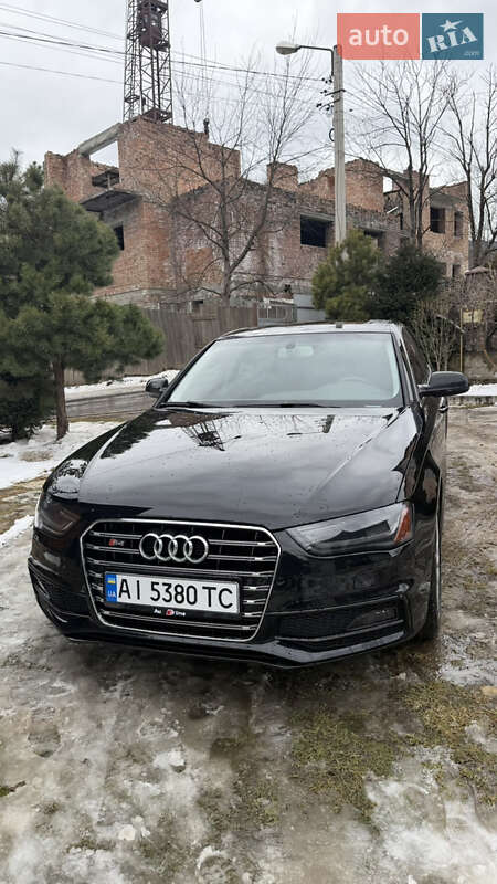 Audi A4 2014