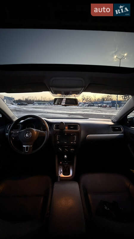 Volkswagen Jetta 2013