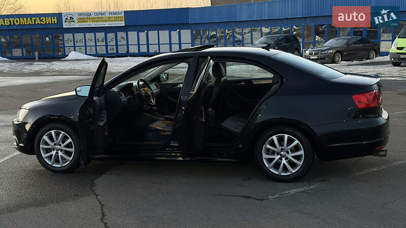 Volkswagen Jetta 2013