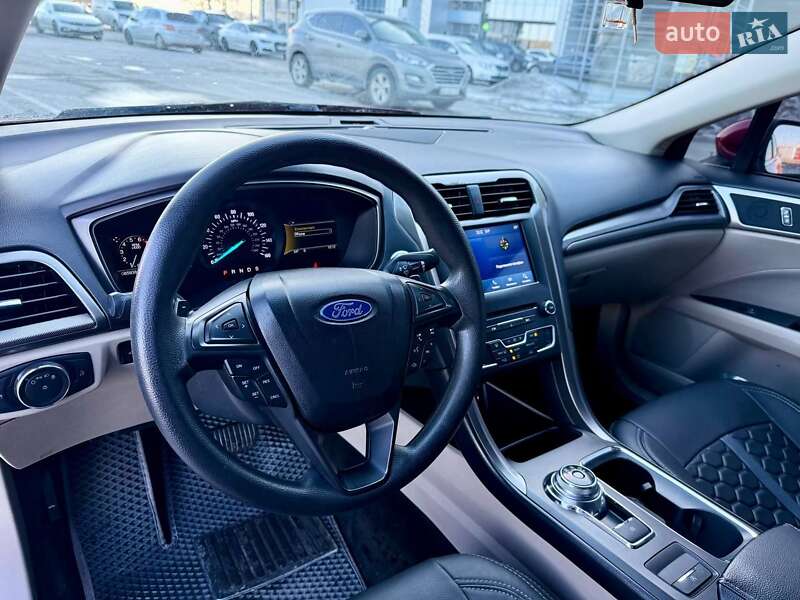 Ford Fusion 2018