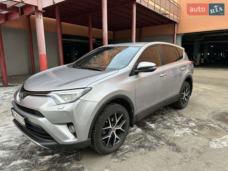 Toyota RAV4 2017
