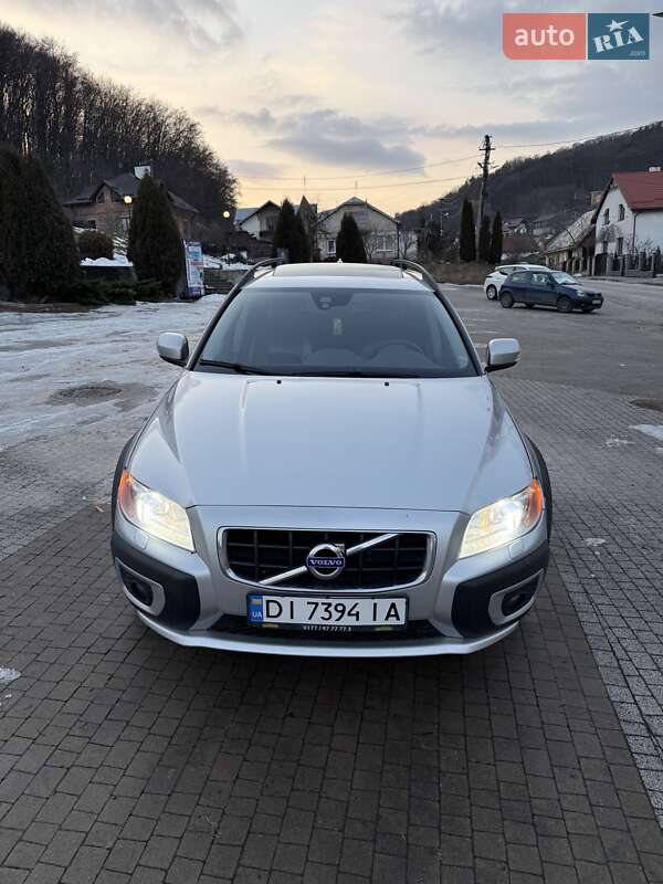 Volvo XC70 2011