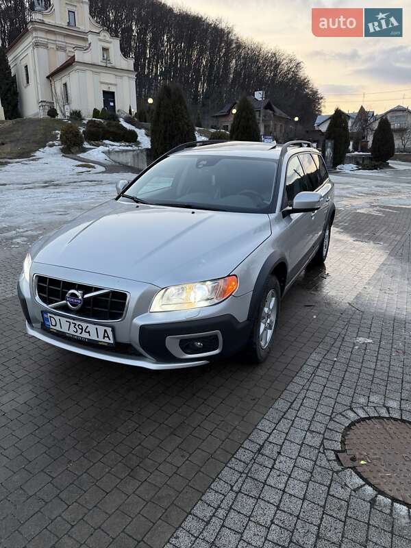 Volvo XC70 2011