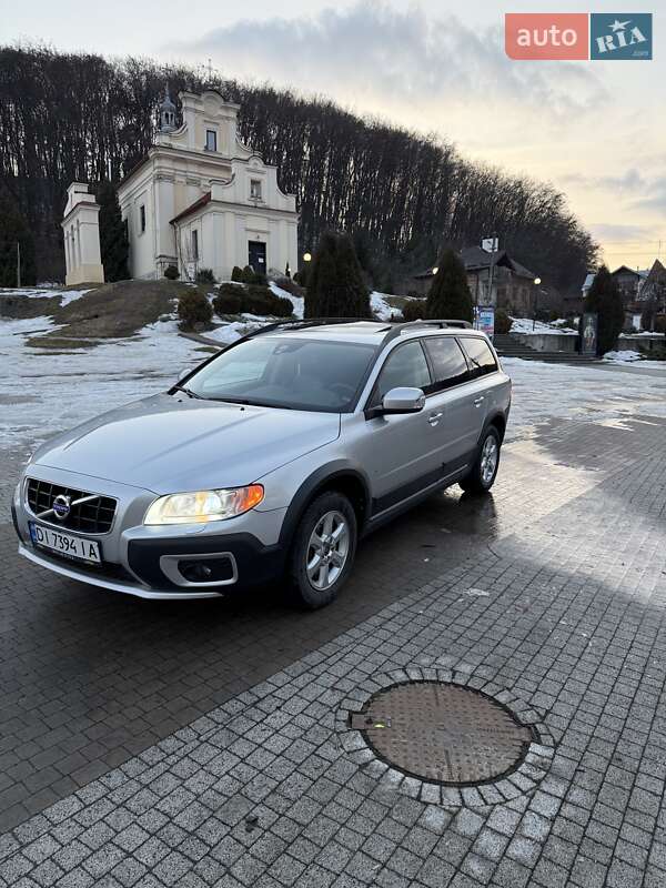 Volvo XC70 2011