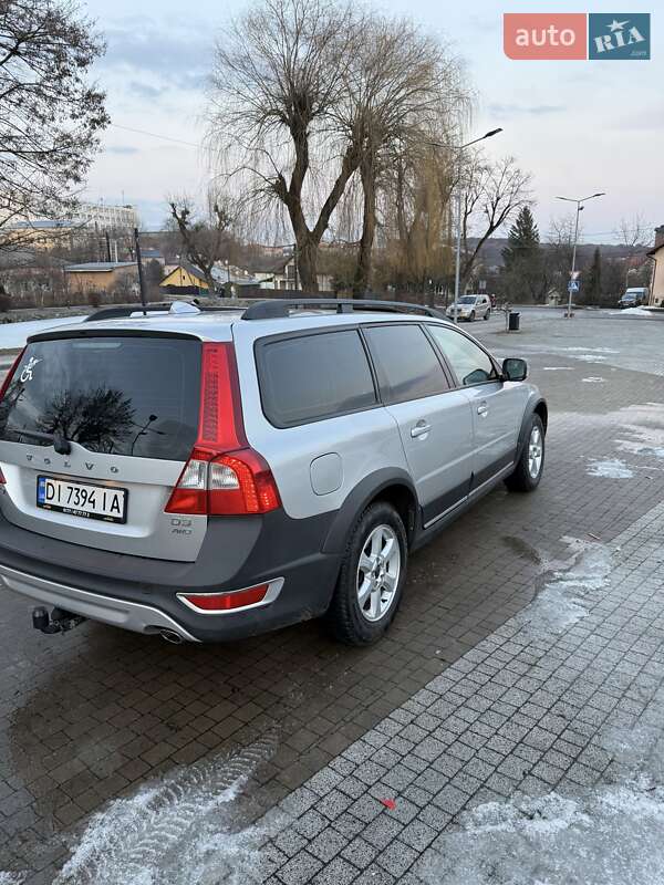 Volvo XC70 2011