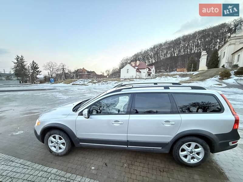 Volvo XC70 2011