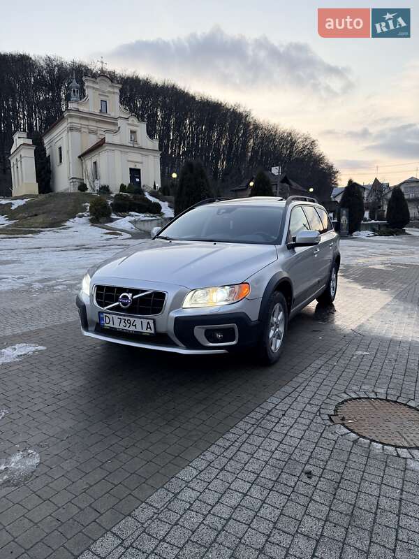 Volvo XC70 2011