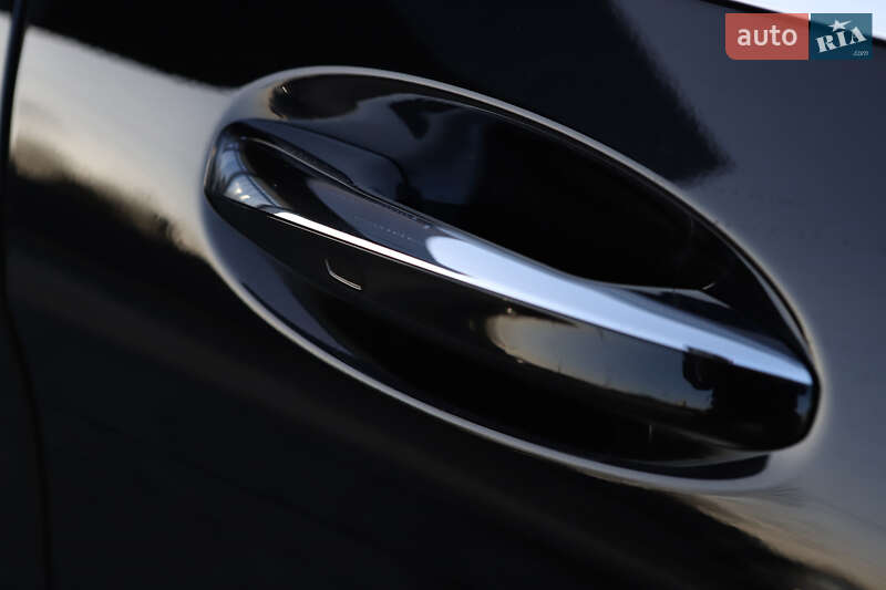 Mercedes-Benz S-Class 2015