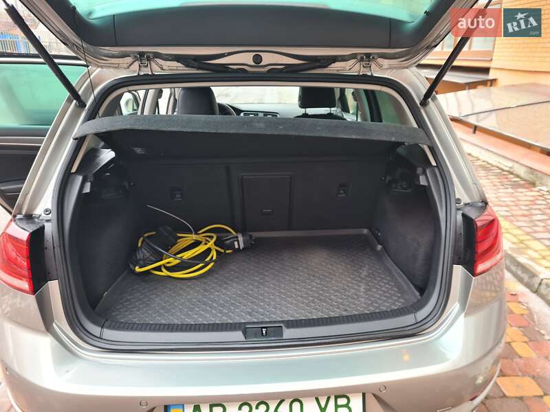 Volkswagen e-Golf 2018