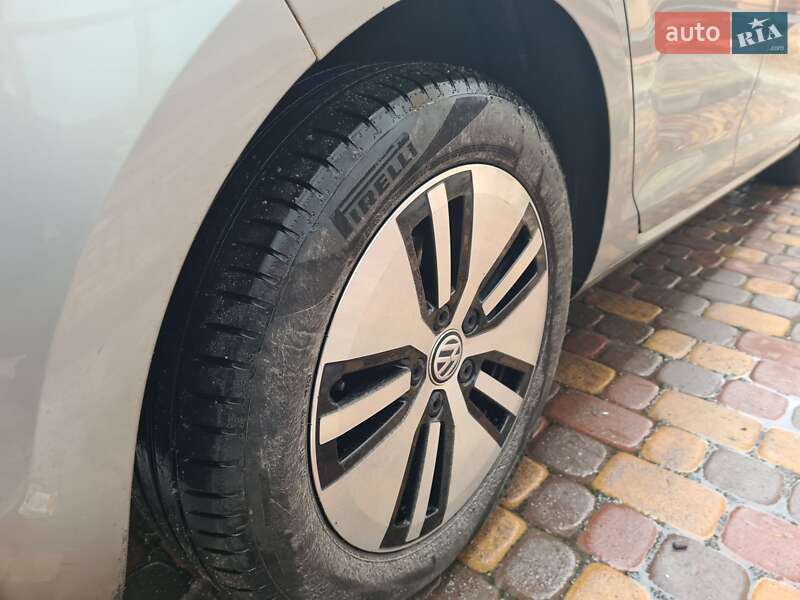 Volkswagen e-Golf 2018