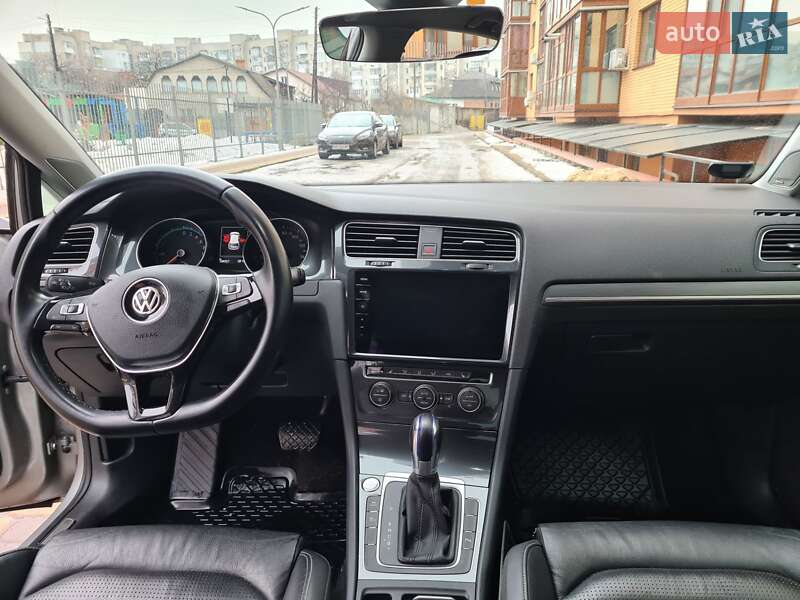 Volkswagen e-Golf 2018