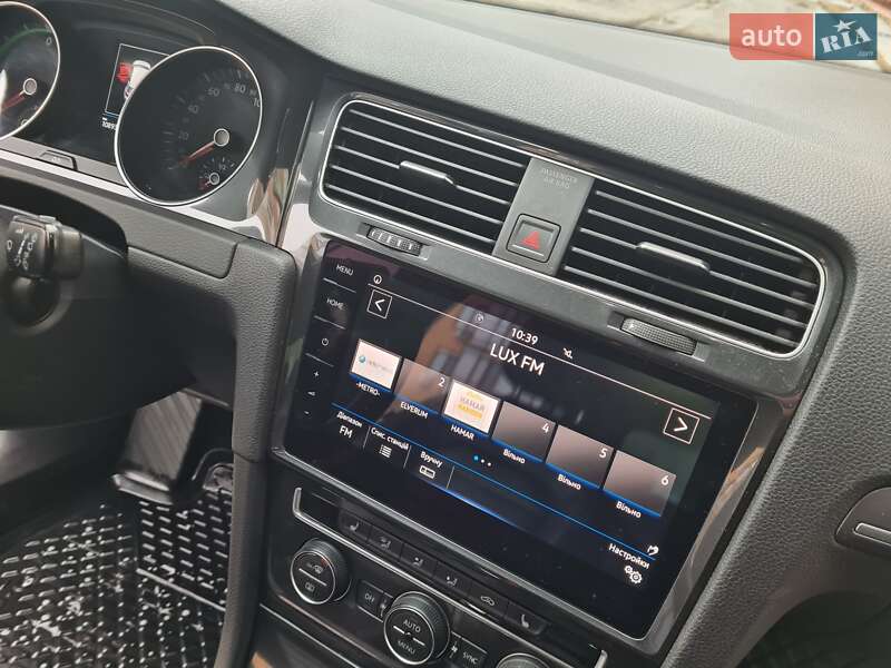 Volkswagen e-Golf 2018