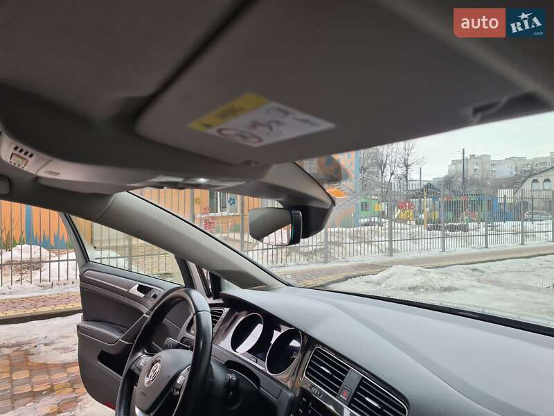 Volkswagen e-Golf 2018