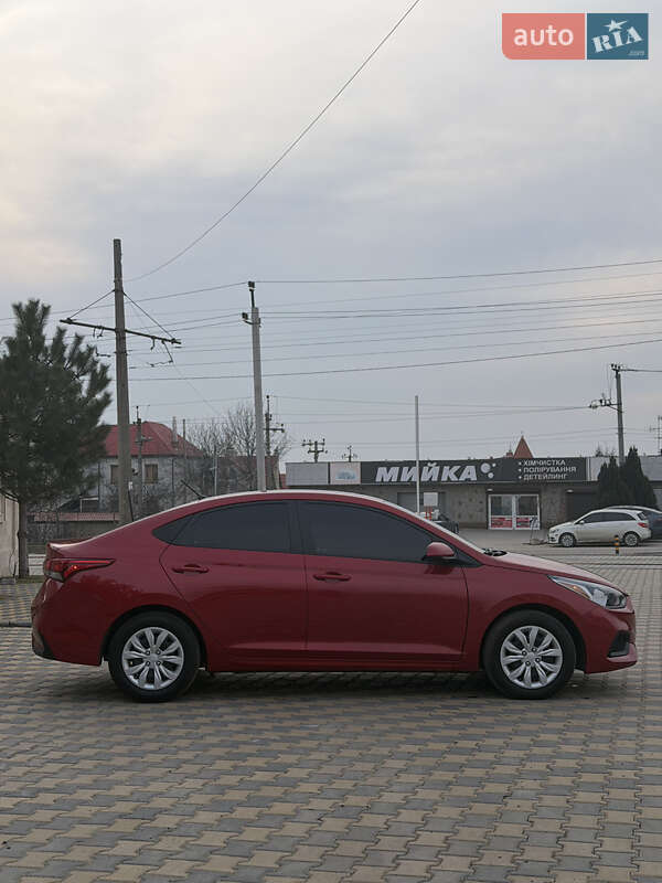 Hyundai-22