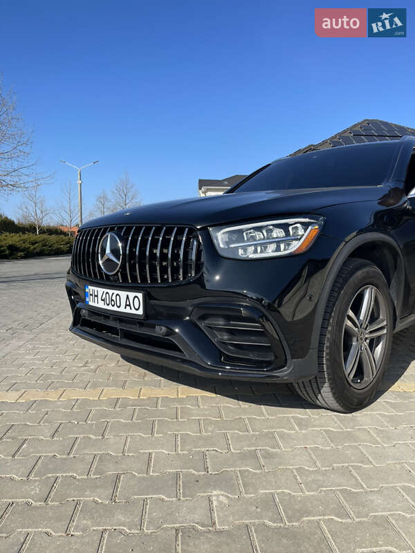 Mercedes-Benz GLC-Class 2021