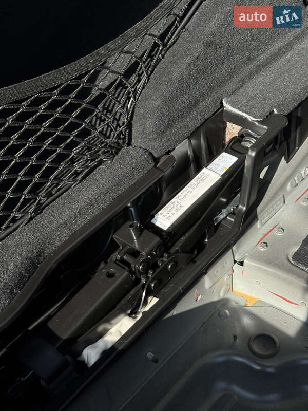 Mercedes-Benz GLC-Class 2021