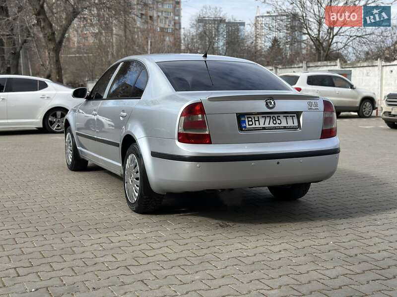 Skoda Superb 2008