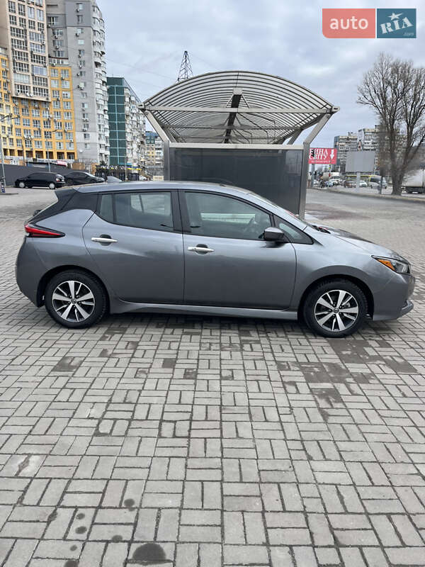 Nissan-7