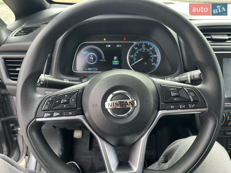 Nissan-0