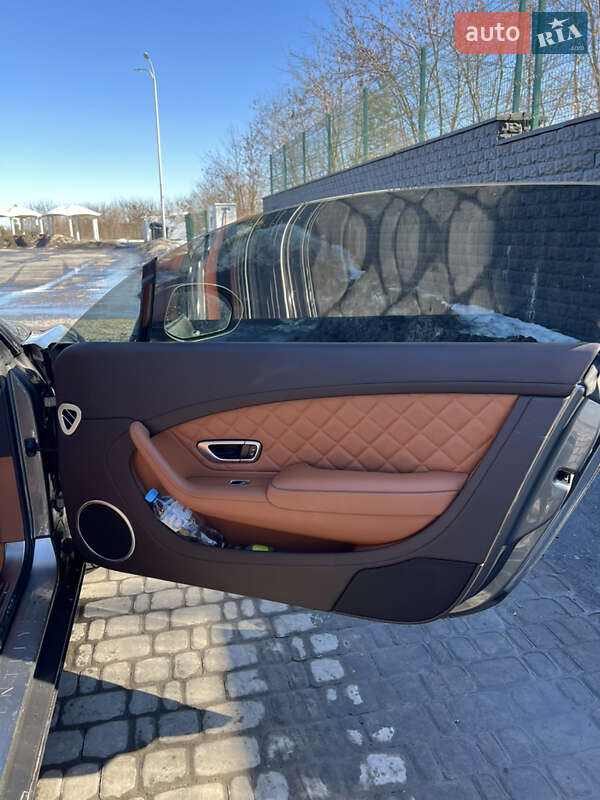 Bentley Continental GT 2016