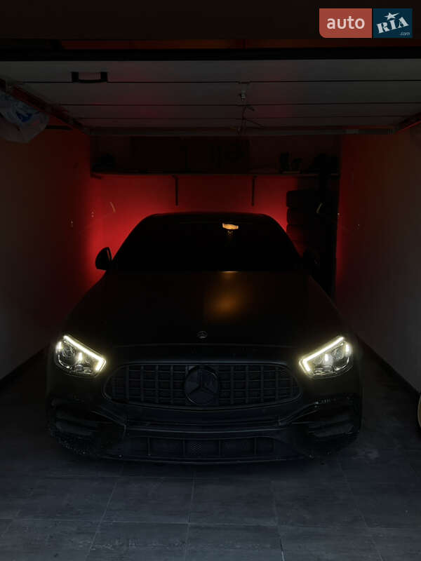 Mercedes-Benz E-Class 2018