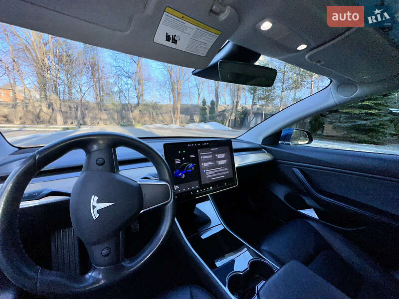 Tesla Model 3 2018