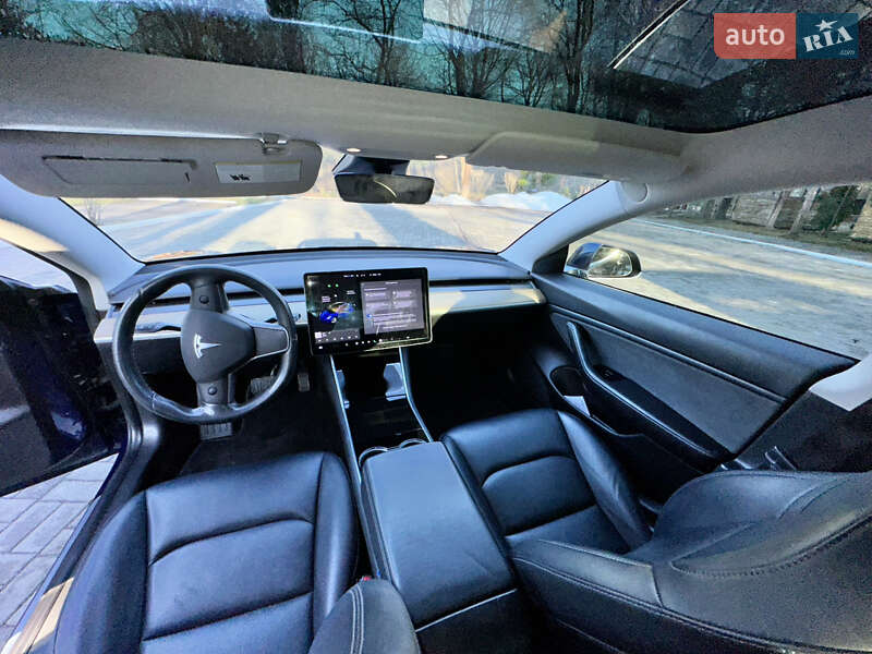 Tesla Model 3 2018