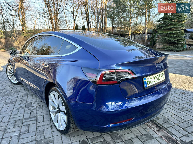 Tesla Model 3 2018