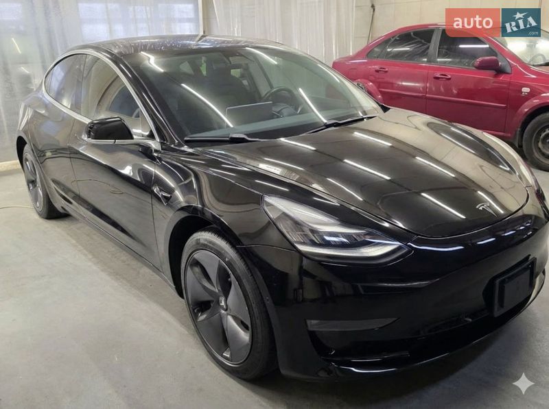 Tesla Model 3 2018